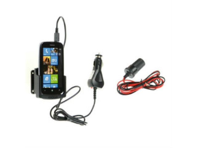 Nokia Lumia 610 houder met 12/24V plug