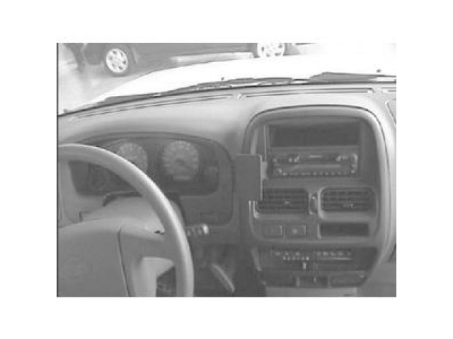 ProClip - Nissan King Cab 2000-2006 / Navara 2000-2005 Center mount