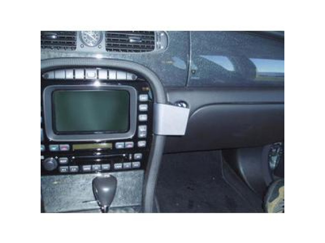 ProClip - Jaguar XJ 2003-2009 Angled mount