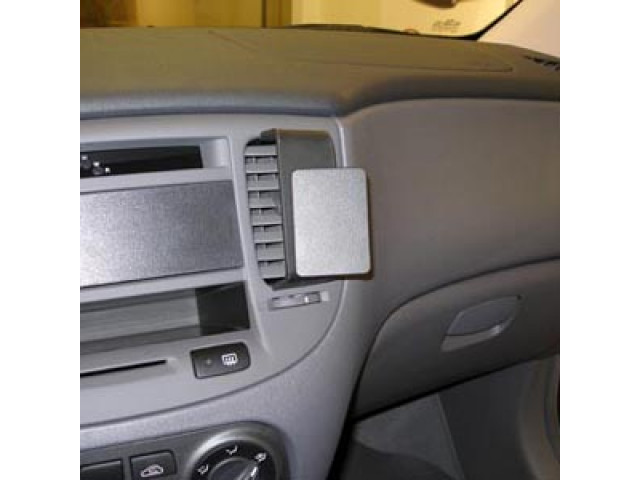 ProClip - Kia Rio 2006-2011 Angled mount