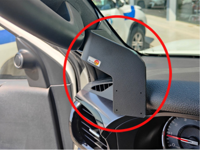 ProClip - Toyota HiLux 2016-> Left mount