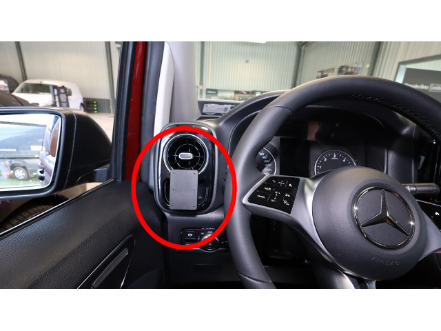 ProClip - Mercedes Benz Vito 2024-> Left mount