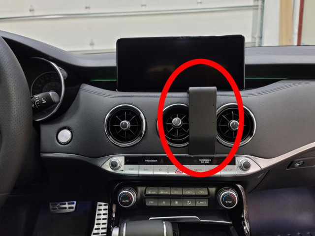 ProClip - Kia Stinger 2018-> Center mount