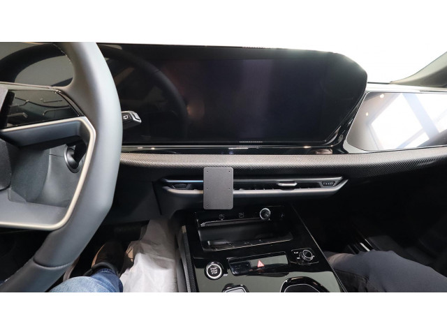 Proclip Audi A5 25- Center mount