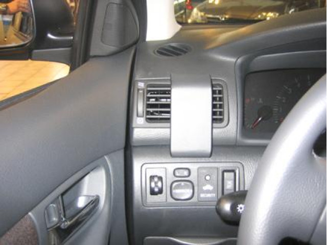 ProClip - Toyota Corolla 2002-2007 Left mount