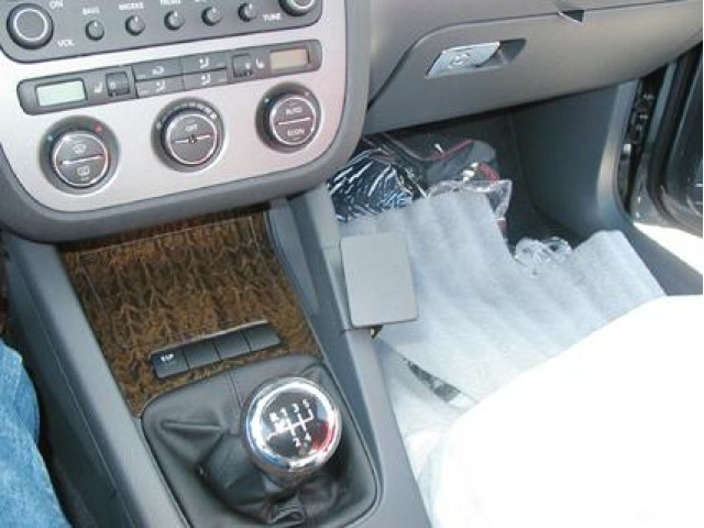 ProClip - Volkswagen Jetta 2006-2010 Console mount
