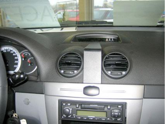 ProClip - Chevrolet Lacetti/ Nubira - Suzuki Reno 2005-2011 Center mount