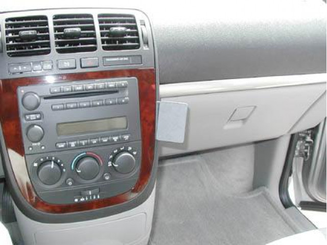 ProClip - Chevrolet Uplander 2005-2010 Angled mount