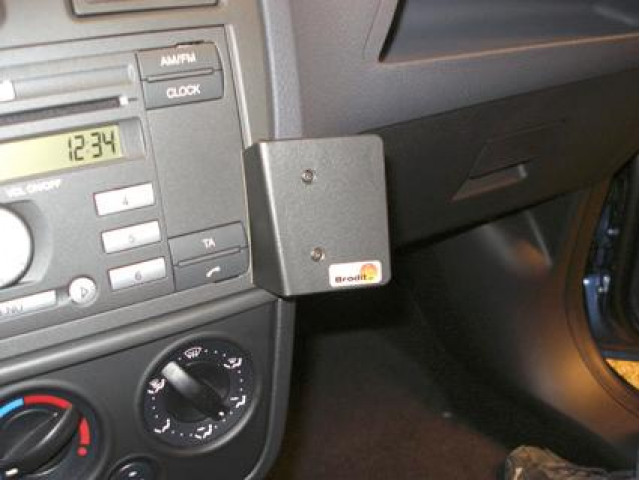 ProClip - Ford Fiesta 2006-2008 Angled mount
